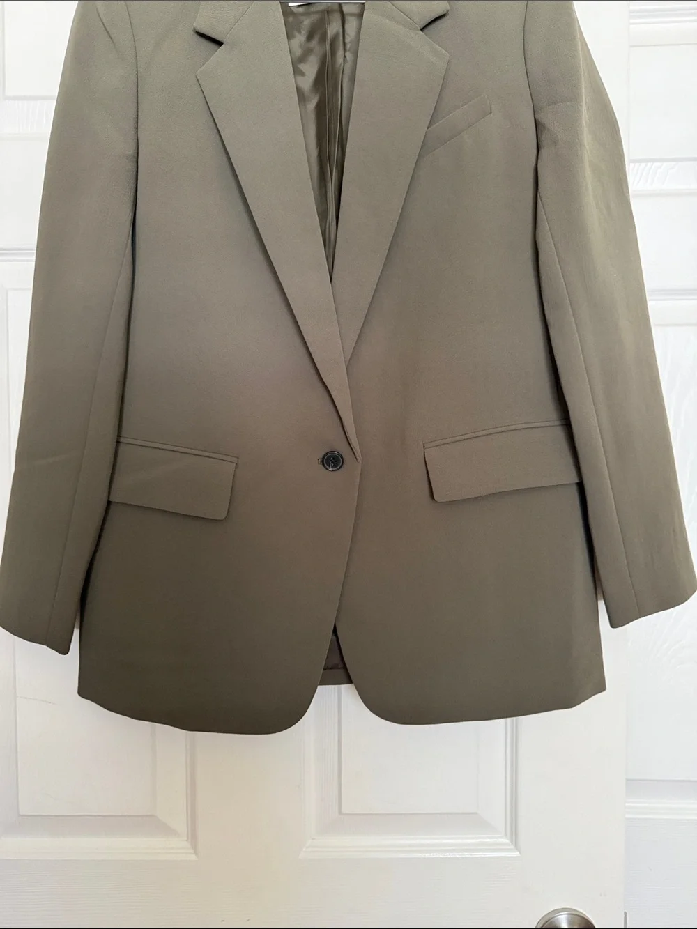 Aritzia Wilfred Generation Dark Olive Blazer 2 - Crepette - Picture 3 of 6